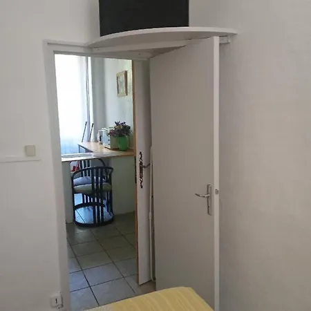 Nid Douillet Apartment *